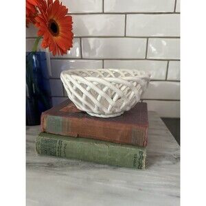 Arlington Designs Woven Lattice Ceramic Fruit Bread Basket Bowl White Cottage